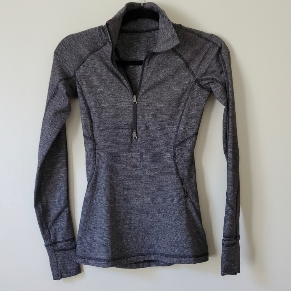 LULULEMON | Black Gray Long Sleeve Run Luxury Quarter Zip Pullover | 2